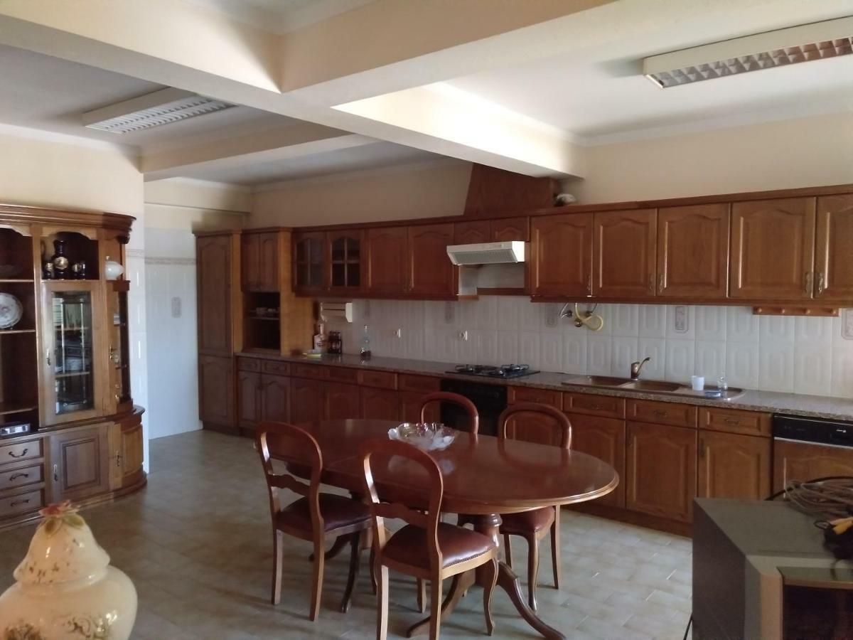 Lamarosa Guest House Torres Novas Exterior foto